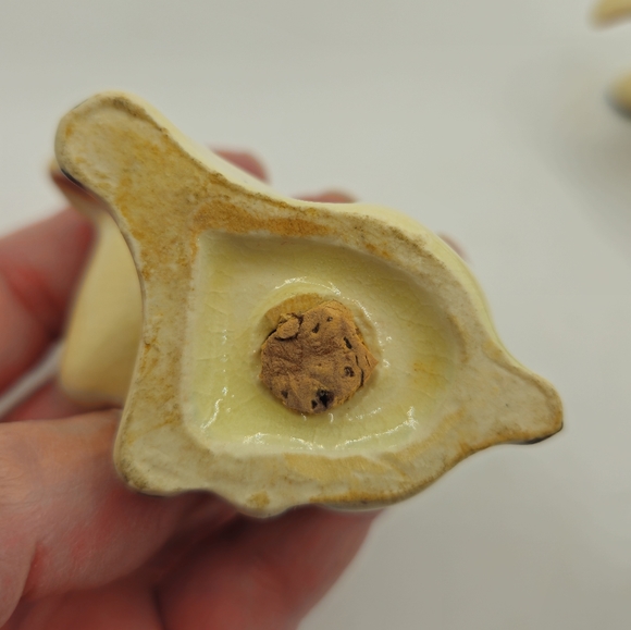 Vintage 1940s Kitschy Ceramic Black Offwhite Puppy Salt And Pepper Set - Picture 7 of 9